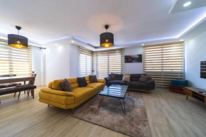 Lovely Duplex Apartment near Beach and Historical Landmarks in Muratpasa, Antalya